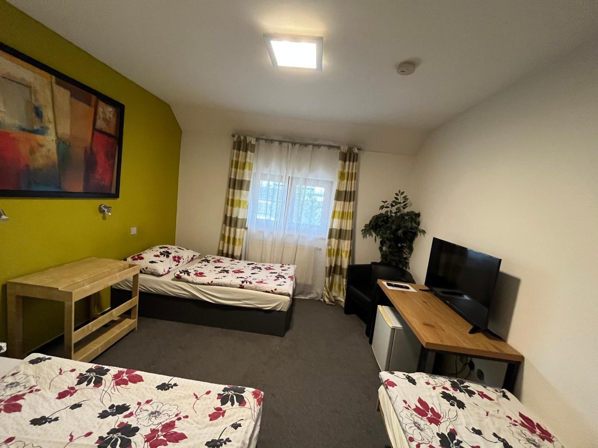 Hotel Algar 奥帕瓦 外观 照片
